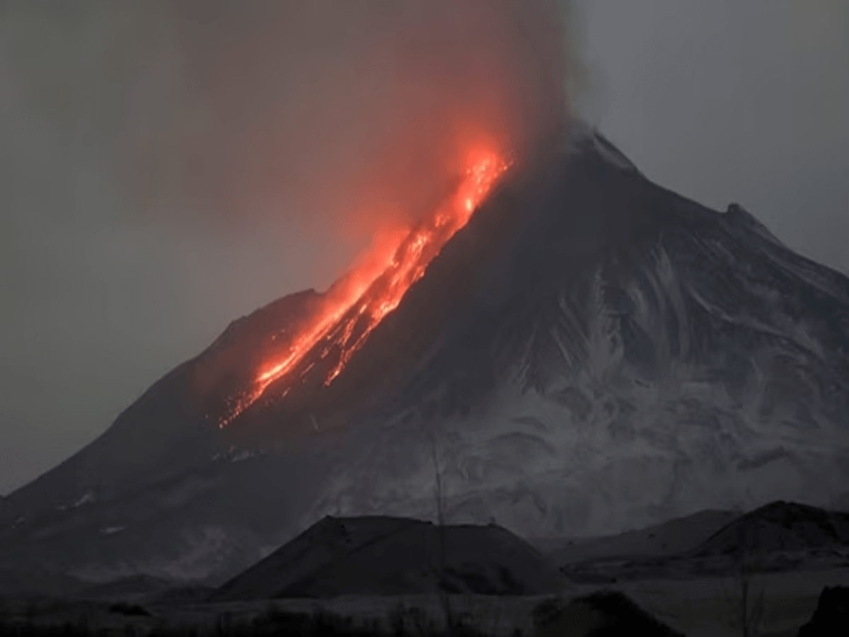 volcano, Russia